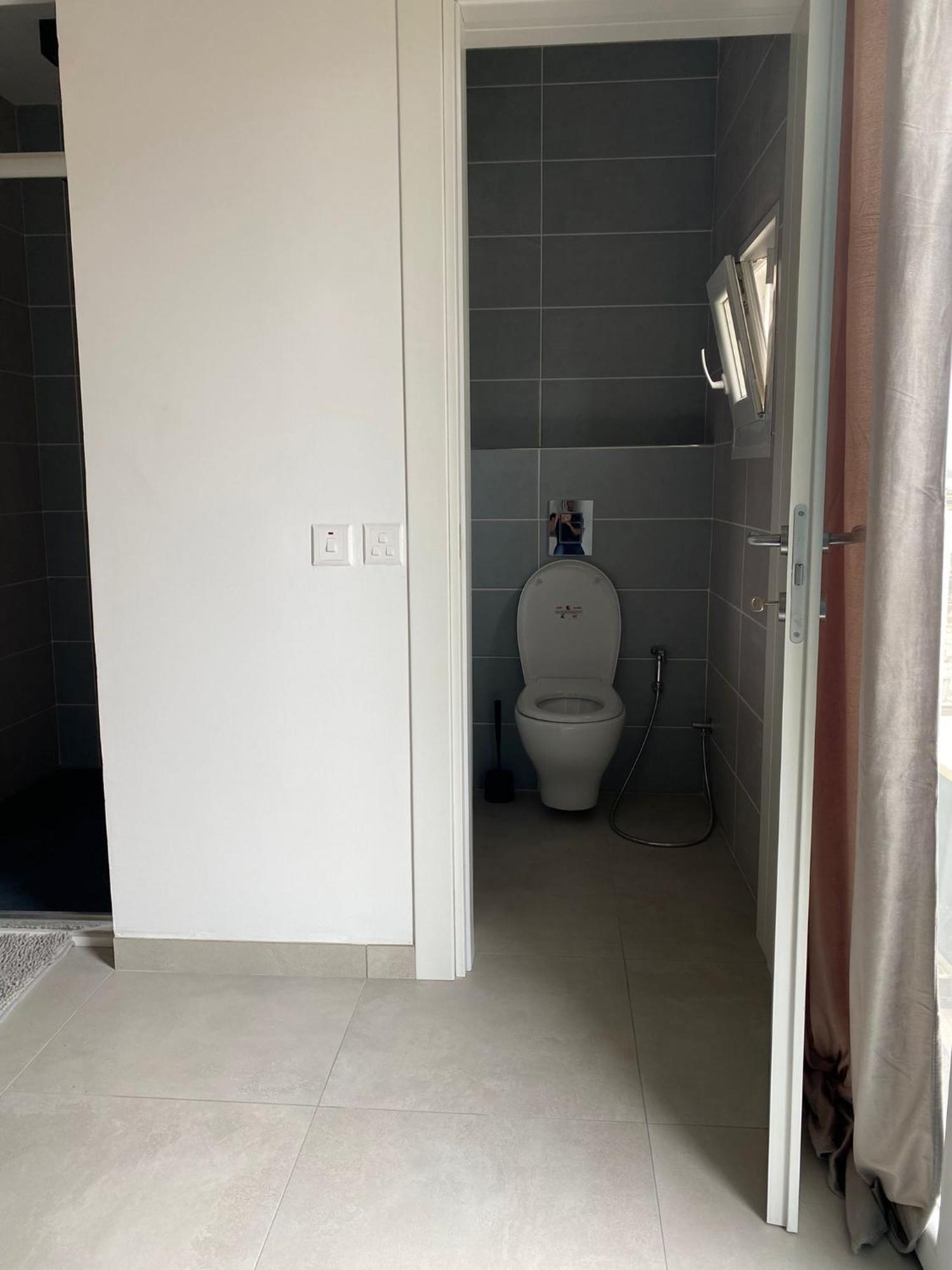 Minimal & Arty Townhouse Apartment Hamrun Ngoại thất bức ảnh