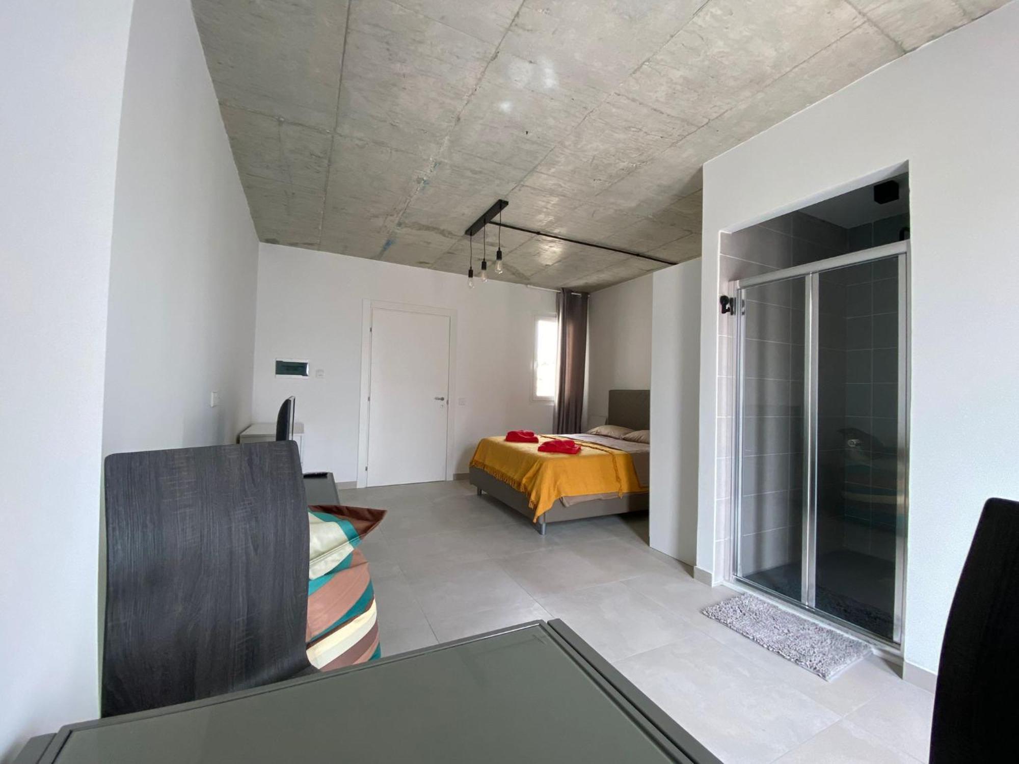 Minimal & Arty Townhouse Apartment Hamrun Ngoại thất bức ảnh