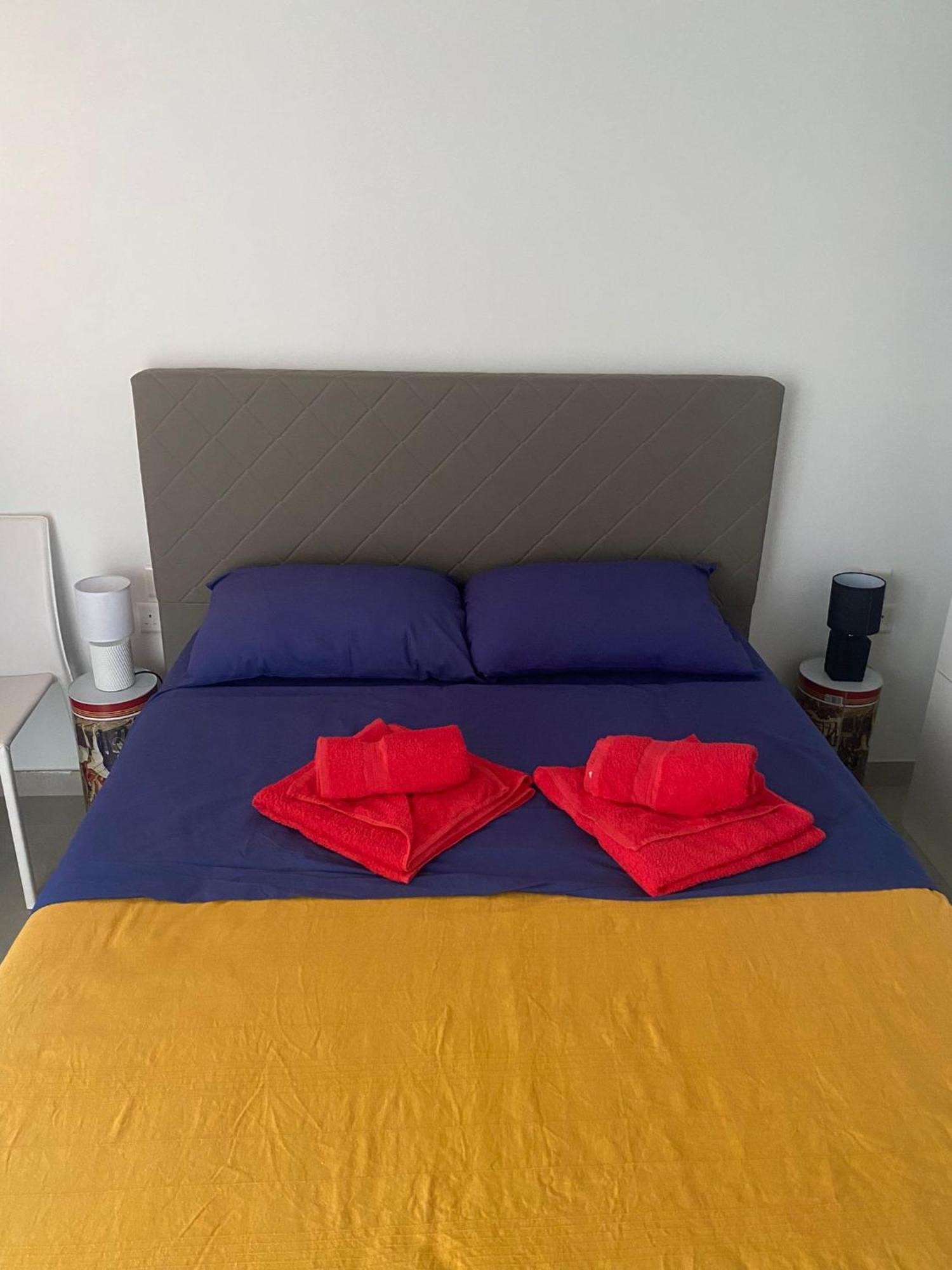 Minimal & Arty Townhouse Apartment Hamrun Ngoại thất bức ảnh